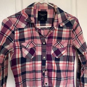 ❤️ AEO Pink Purple Blue Plaid Button Up Flannel S